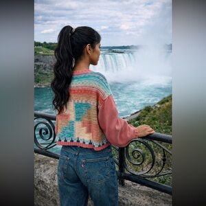 Anthropologie NWT Pilcro Billowy-Sleeve Crew-Neck Sweater size L.